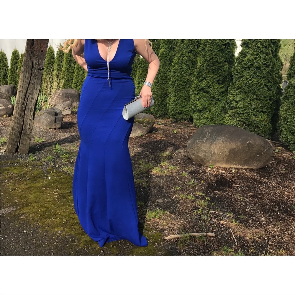 Royal Blue Dress / Wedding / Homecoming / Formals (Size Medium)